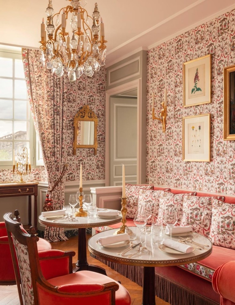 Le Grand Contrôle: Το πολυτελές ξενοδοχείο που βρίσκεται μέσα στις Βερσαλλίες