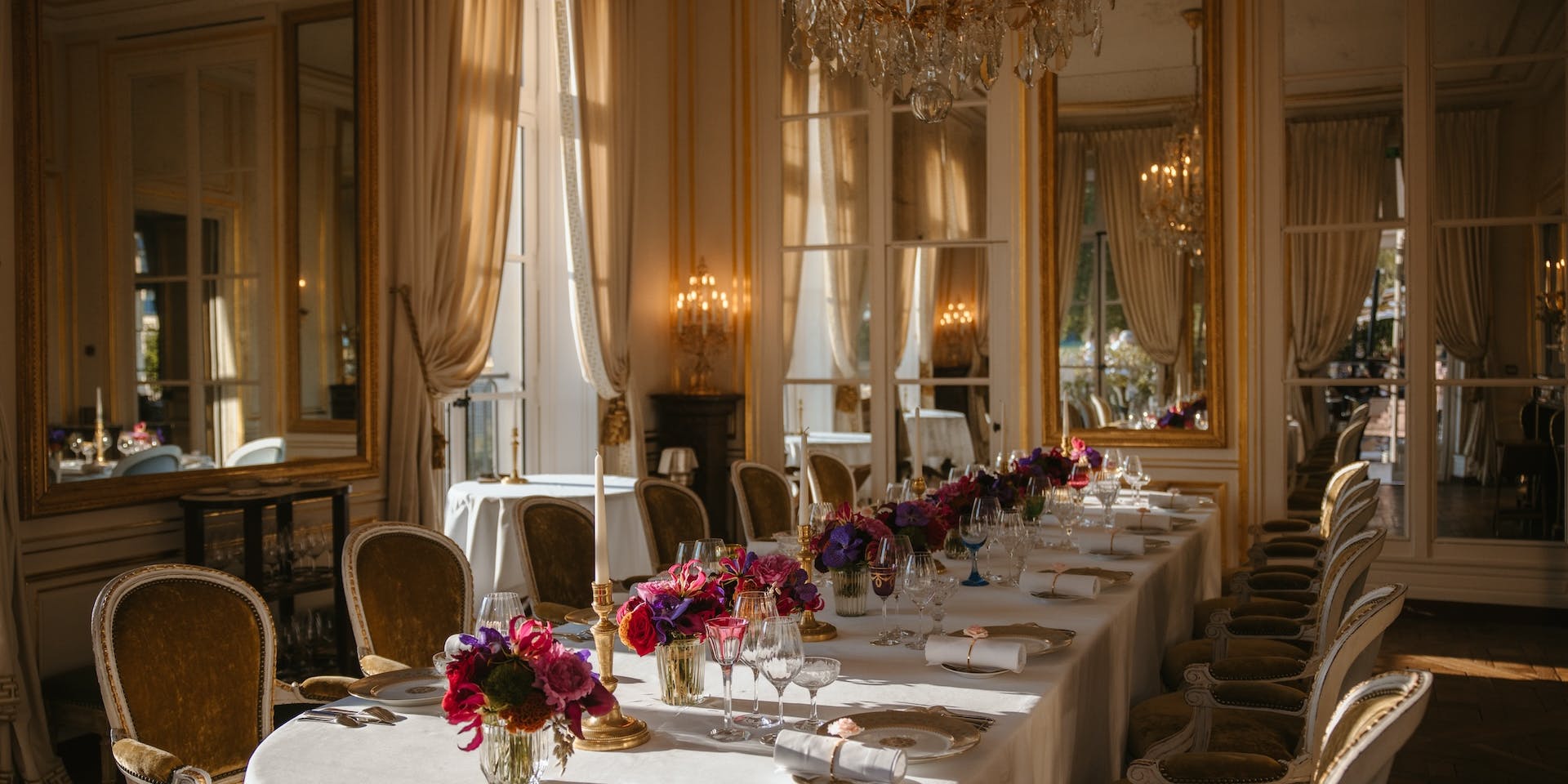 Le Grand Contrôle: Το πολυτελές ξενοδοχείο που βρίσκεται μέσα στις Βερσαλλίες