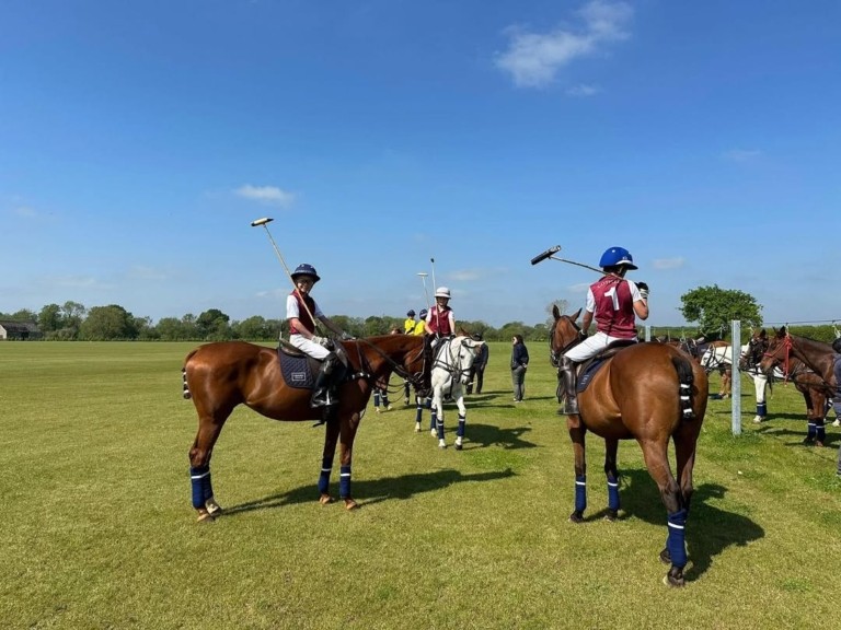 Η ζωή στα σχολεία της ελίτ: Όταν η φοίτηση ξεκινά από τα 8