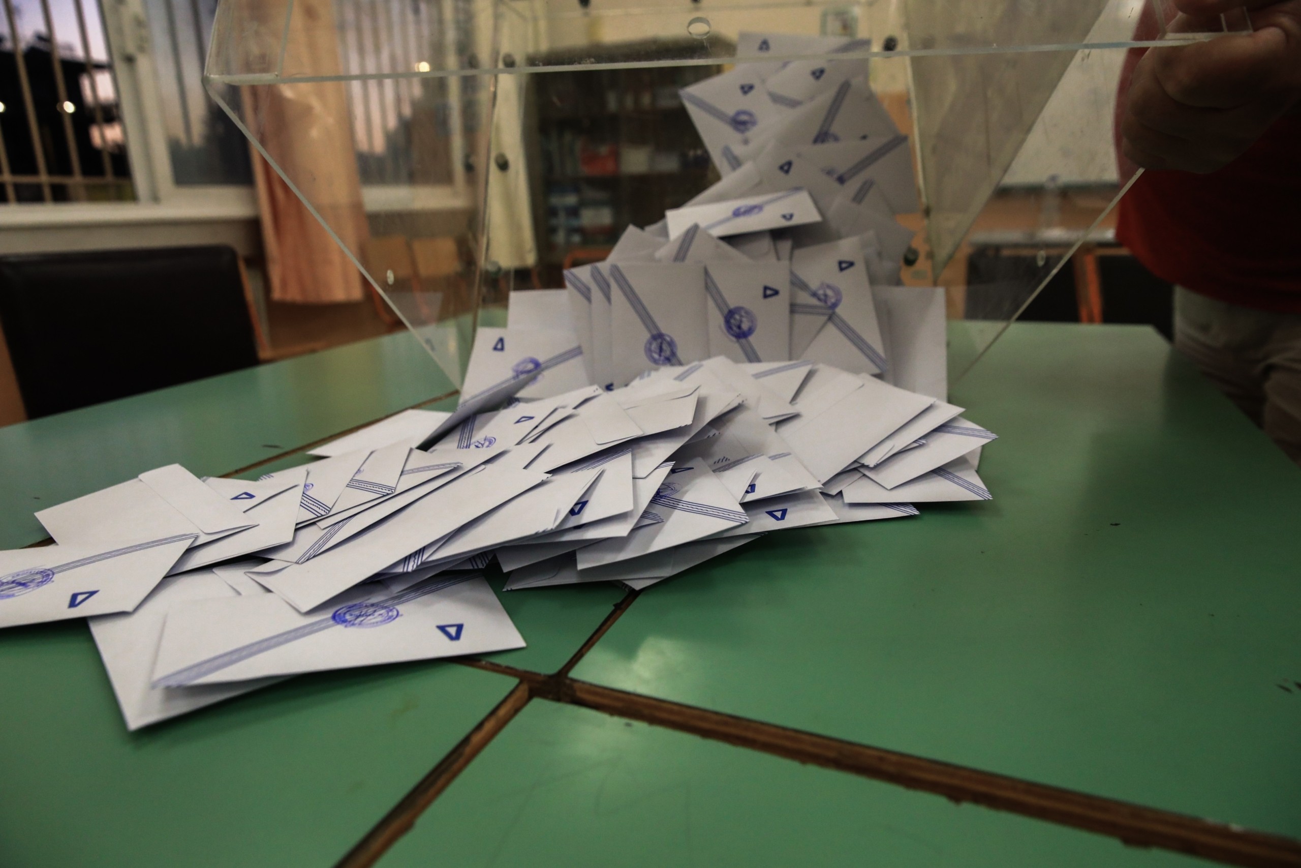 OTA: Σε μια Κυριακή θα εκλέγονται δήμαρχοι και περιφερειάρχες ...