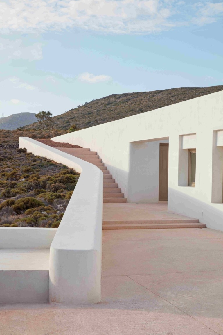 Δυο design κατοικίες σε Θάσο και Κύθηρα