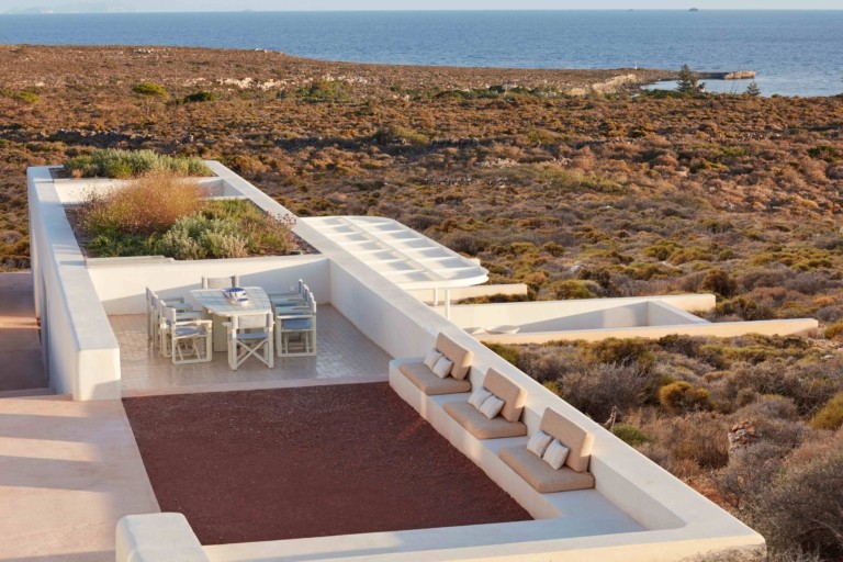 Δυο design κατοικίες σε Θάσο και Κύθηρα