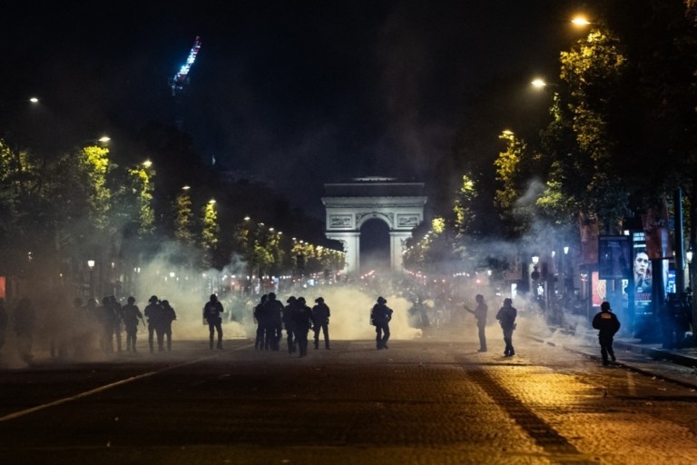 Γιατί οι μεγάλοι πανηγυρισμοί προκαλούν βία