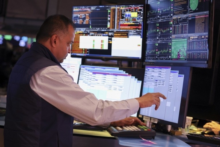 <div style="width:1px;height:1px"></div>Barclays: Η νέα αυστηρή στροφή των κεντρικών τραπεζών απειλεί το ράλι των χρηματιστηρίων
