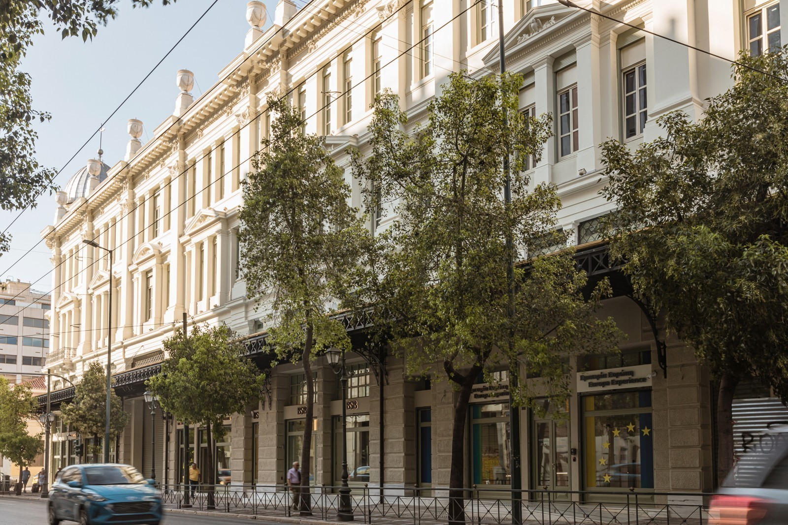 Η ΣΤΟΑ Αρσακείου παραδίδεται ξανά στην Αθήνα