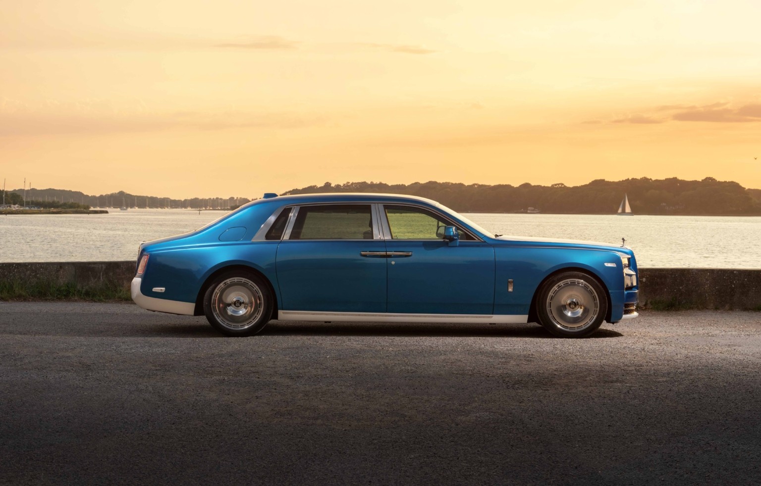 Rolls-Royce Phantom Regatta: Ενα γιοτ με τέσσερις τροχούς