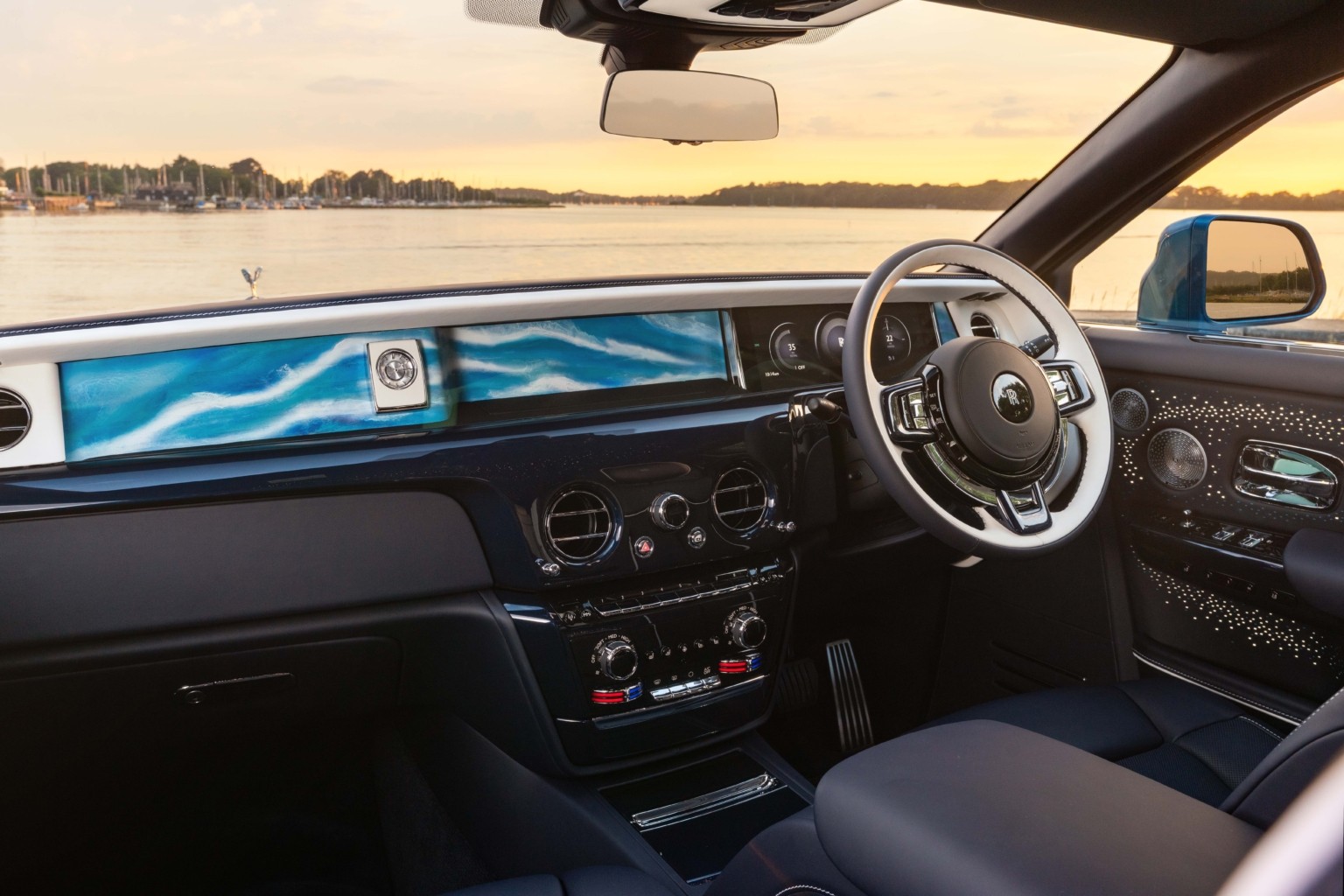 Rolls-Royce Phantom Regatta: Ενα γιοτ με τέσσερις τροχούς