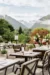 Πώς είναι το καλοκαίρι στο Gstaad Palace, το ξενοδοχείο-σύμβολο στις ελβετικές Αλπεις
