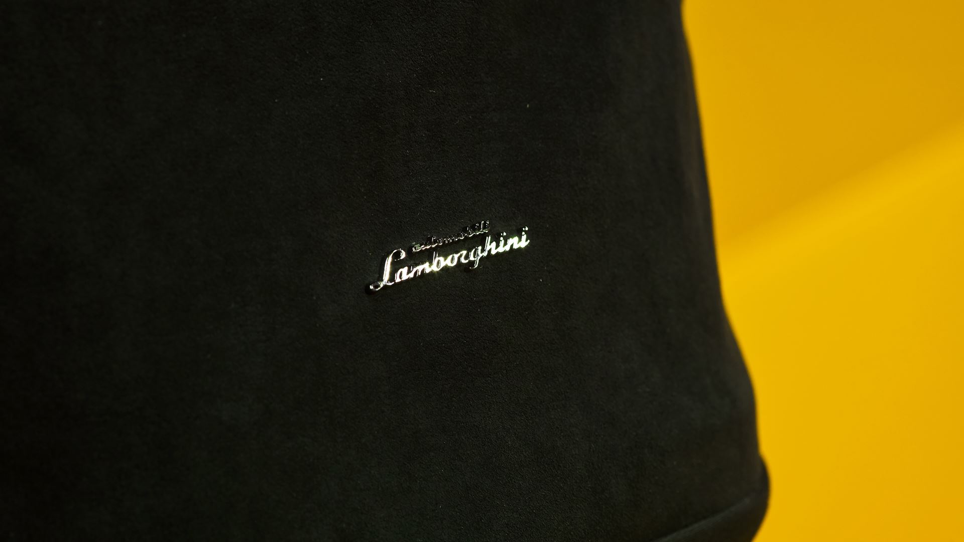 Οταν το μωρό σου κυκλοφορεί με Lamborghini