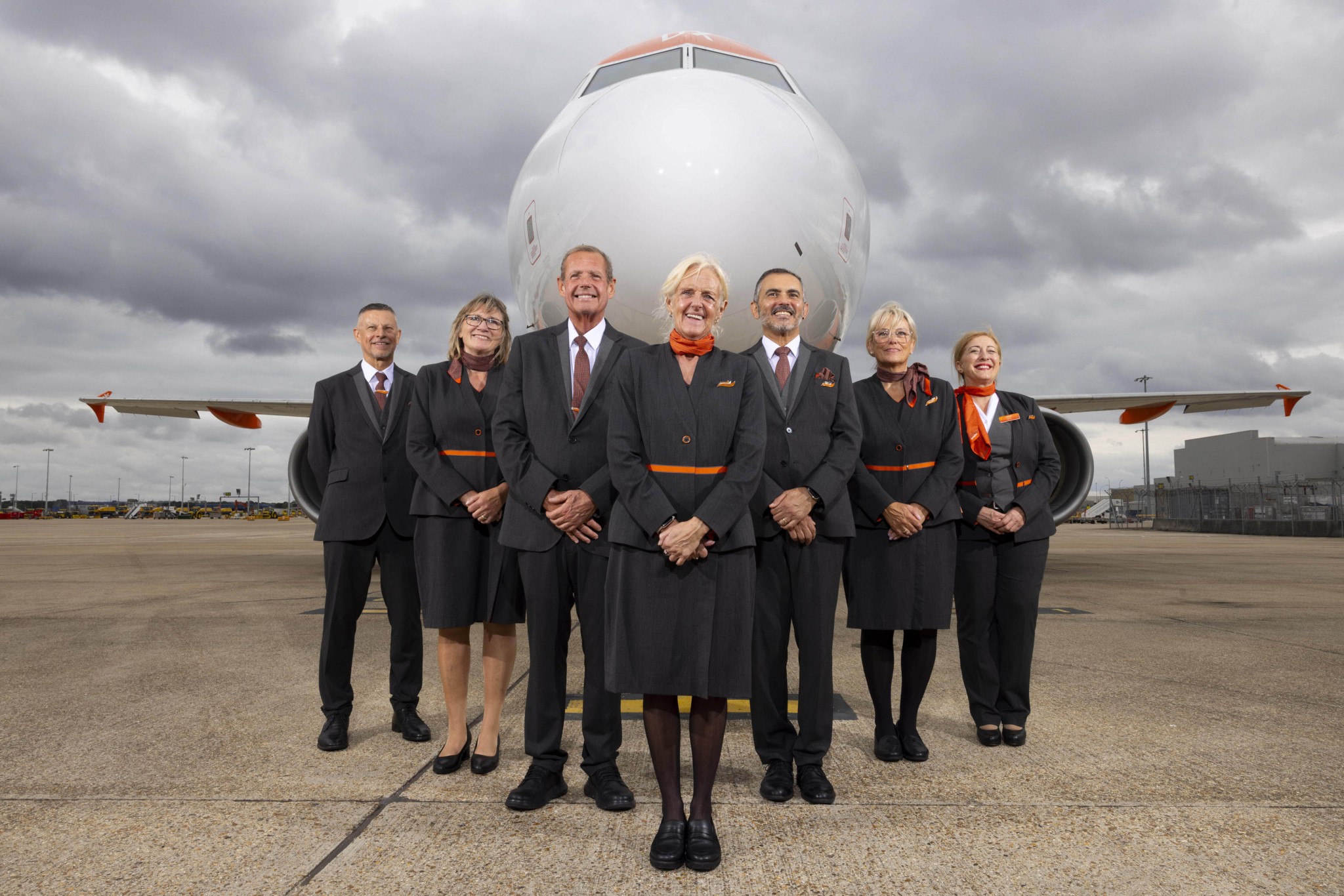 EasyJet: Υπερδιπλασιάζει το προσωπικό καμπίνας άνω των 50 ετών