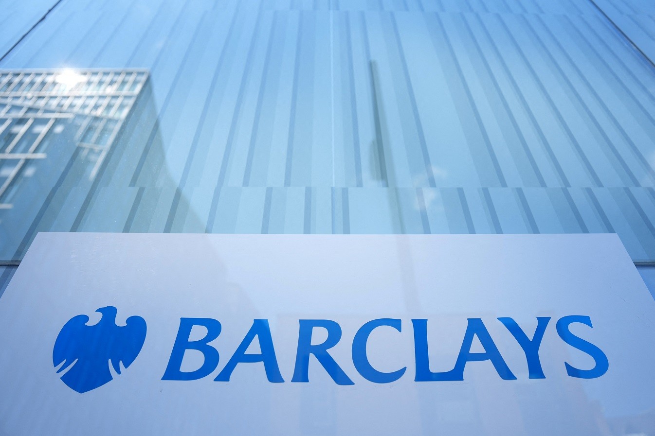 Barclays: Έναρξη κάλυψης για Bally’s Intralot και Allwyn – Δύο διαφορετικές επενδυτικές διαδρομές