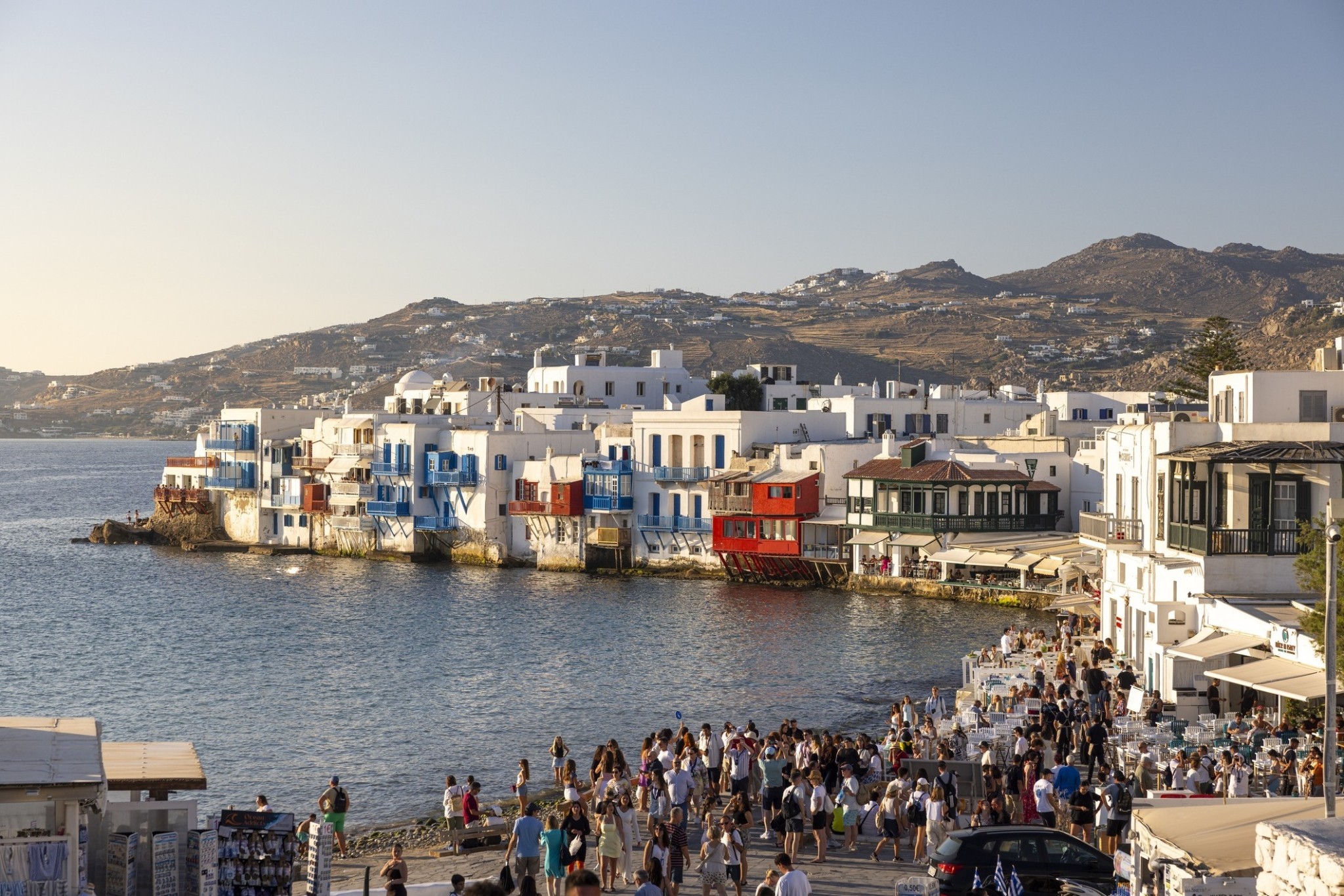 Η Μύκονος στο ταμείο: Η αλήθεια για τα έσοδα και τις αφίξεις του καλοκαιρού