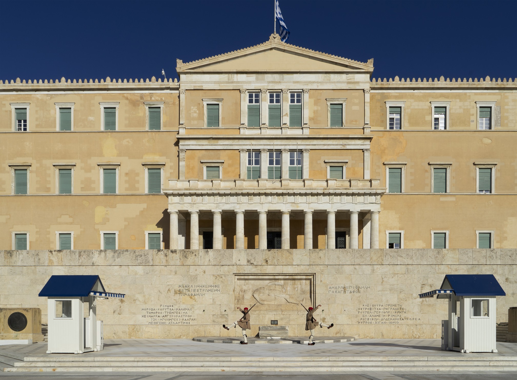 Oι αρχιτέκτονες πίσω από την αλλαγή όψης του Μνημείου του Aγνωστου Στρατιώτη μιλούν στο newmoney