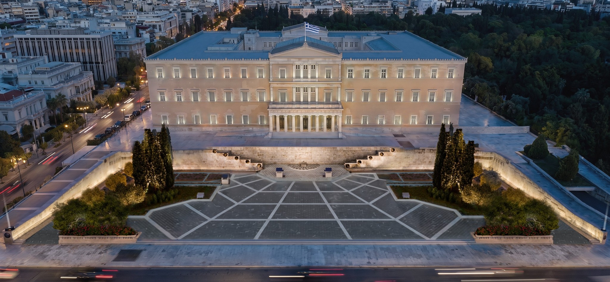 Oι αρχιτέκτονες πίσω από την αλλαγή όψης του Μνημείου του Aγνωστου Στρατιώτη μιλούν στο newmoney