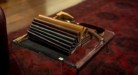 Bespoke παπούτσια: Μήνες αναμονής για ένα ζευγάρι που φτάνει μέχρι τα 10.000 ευρώ