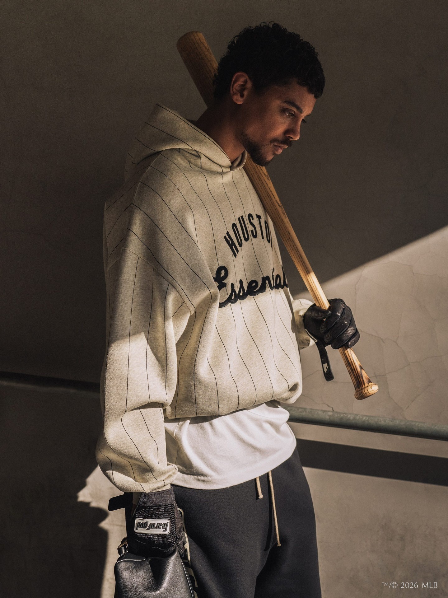 Fear of God: Πώς ένα φούτερ των 200 ευρώ έγινε στολή της νέας γενιάς