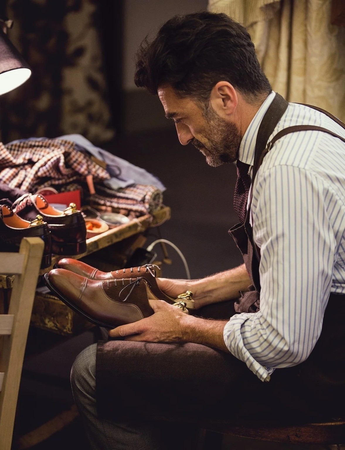 Bespoke παπούτσια: Μήνες αναμονής για ένα ζευγάρι που φτάνει μέχρι τα 10.000 ευρώ