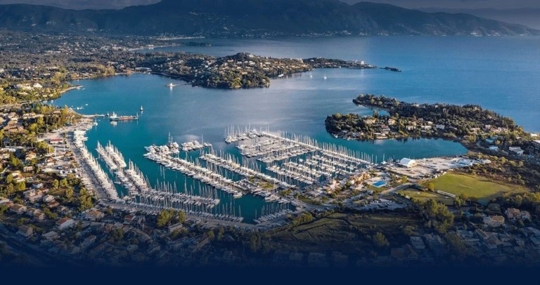 FT: Από την Ελλάδα έως το Μονακό, οι υπερπλούσιοι δεν βρίσκουν πού να δέσουν τα yachts τους – Η μάχη στην αγορά των $15 δισ. – Δείτε φωτογραφίες