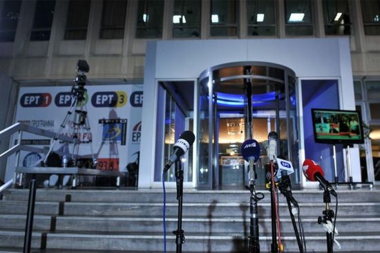 Ούτε ένα “ντιμπέι” δεν μπορούν να κάνουν…