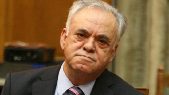 Δραγασάκης: Μας γυρίζει στο 1990 το πρόγραμμα της ΝΔ