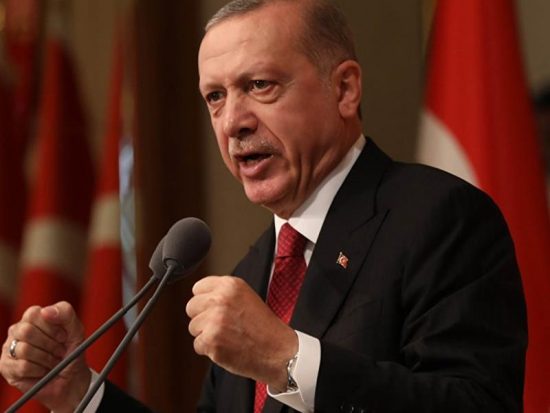 Παραλήρημα και «κωλοτούμπα» Ερντογάν – Θα συναντηθεί τελικά με τον Μάικ Πενς