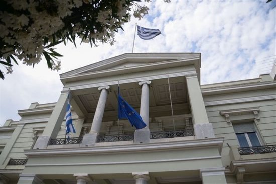 Υπουργείο Εξωτερικών: Αποχωρεί από το Κίεβο το προσωπικό της ελληνικής πρεσβείας